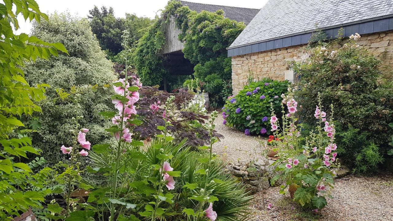 La Ferme De Kerhors Hotel Tréméoc Buitenkant foto